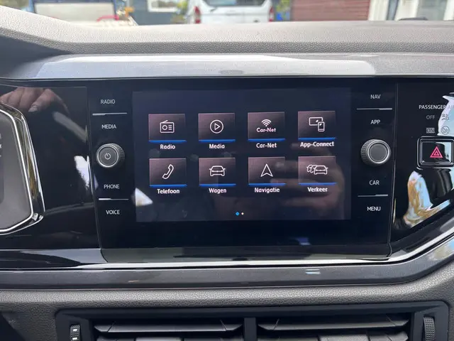 Volkswagen Polo 1.0 TSI Highline R-line 2018 Benzine 39