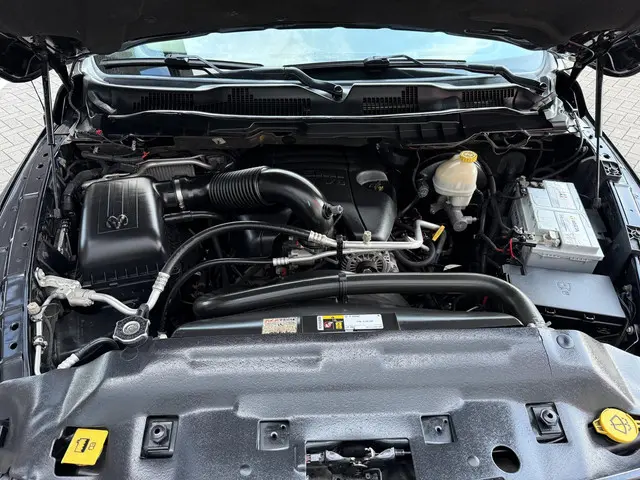 Dodge Ram 1500 5.7 V8 Quad Cab 6'4 2016 Benzine 21