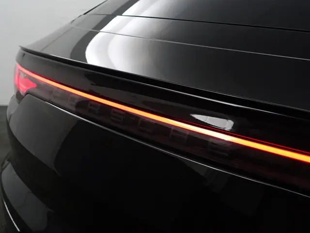 Porsche Cayenne Coupé 3.0 E-Hybrid 2021 Hybride Benzine 29