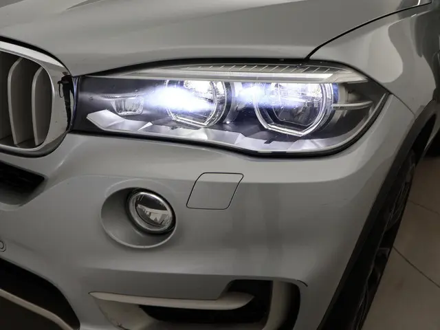 BMW X5 xDrive40e HYBRID 2015 Hybride Benzine 26