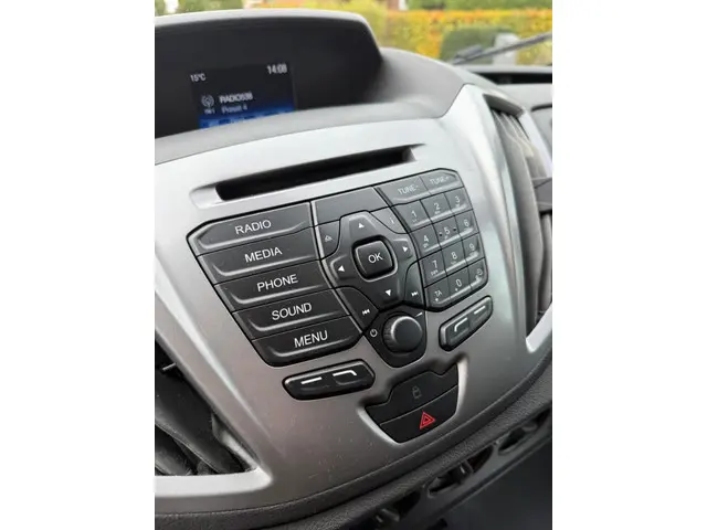 Ford Transit 330 2.0 TDCI L3H2 Trend 2019 Diesel 15