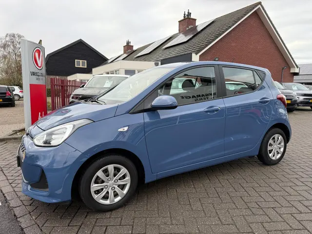 Hyundai i10 1.0i Comfort RIJKLAARPRIJS! 2018 Benzine 4
