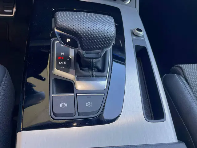 Audi Q5 40 TFSI S edition 2023 Hybride Benzine 17