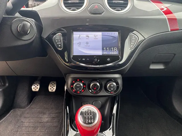 Opel ADAM 1.4 Turbo Rocks S 2015 Benzine 18