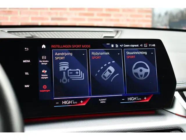 BMW X1 sDrive18i M-Sport 2025 Benzine 12