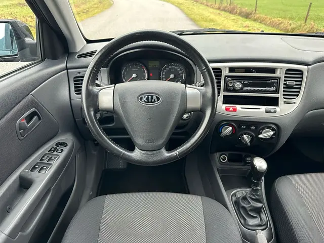 Kia Rio 1.4 X-pect NIEUWE APK | BEURT | AIRCO ! 2008 Benzine 10