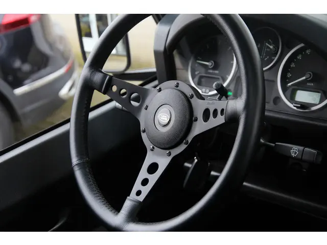 Land Rover Defender 2.2 D HT 90" SE 2012 Diesel 23