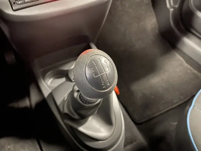 Renault Twingo 1.2 16V Parisienne 2013 Benzine 15