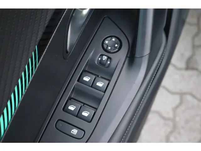 Peugeot e-2008 EV Allure 50 kWh 2021 Elektrisch 13