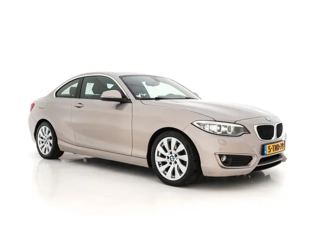 BMW 2 Serie Coupé 220d High Executive 2014 Diesel