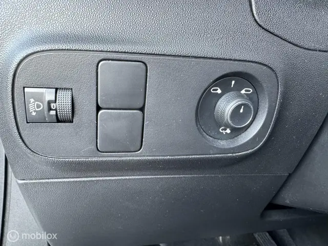 Citroën C3 1.2 PureTech Feel Edition 2023 Benzine 20