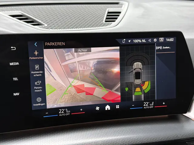 BMW X1 sDrive18i M SPORT 2025 Benzine 20