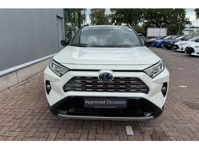 Toyota RAV4 2.5 Hybrid AWD Bi-Tone 2021 Hybride Benzine 6