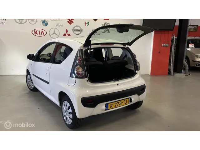 Citroën C1 1.0 Attraction 2013 Benzine 8
