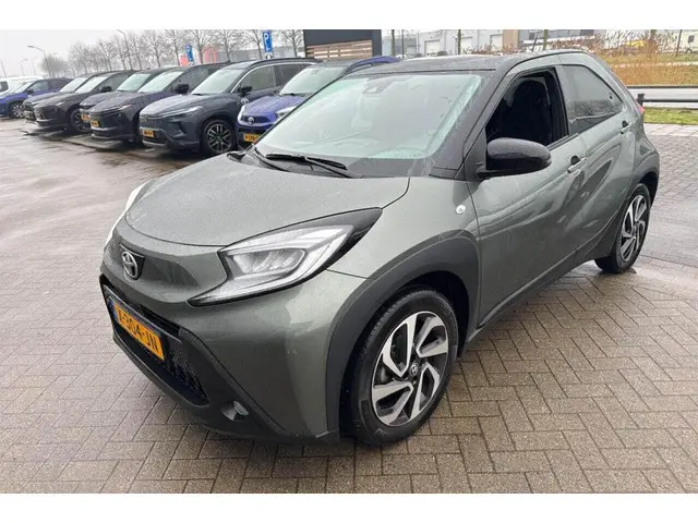 Toyota Aygo X 1.0 VVT-i Pulse, Lage Km 2023 Benzine 2