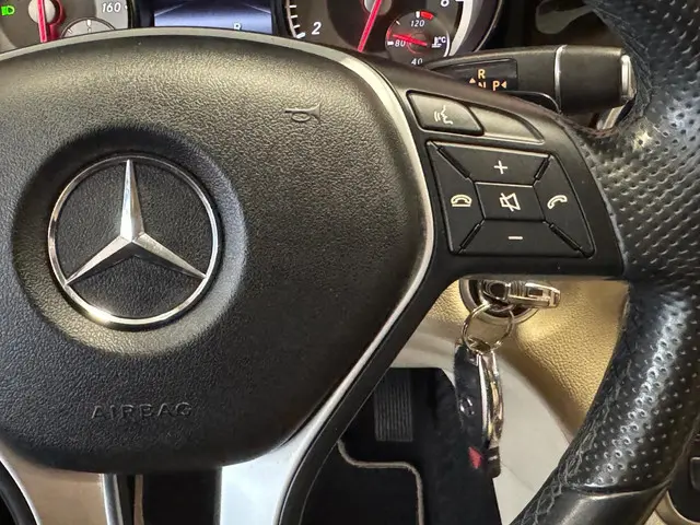 Mercedes-Benz GLA 250 2014 Benzine 24