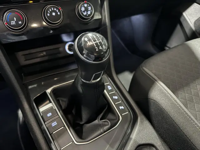 Volkswagen Tiguan 1.5 TSI Comfortline 2020 Benzine 9