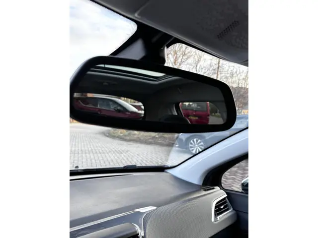 Peugeot 2008 1.2 PureTech Allure 2015 Benzine 17