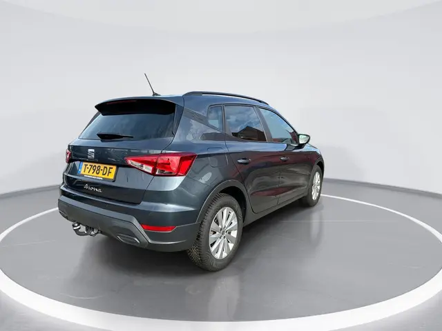 SEAT Arona 1.0 TSI 110pk DSG Style 2021 Benzine 4
