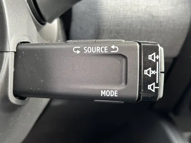 Mitsubishi Colt 1.6 HEV Intense 2026 Hybride Benzine 26