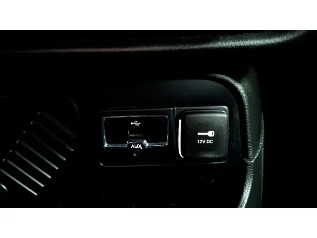 Jeep Renegade 1.6 E-Torq Black Line 2016 Benzine 13