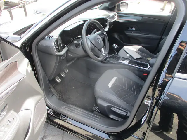 Opel Mokka 1.2 Turbo Level 5 2023 Benzine 9