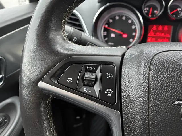 Opel Mokka 1.4 T 140 pk Cosmo 2016 Benzine 16