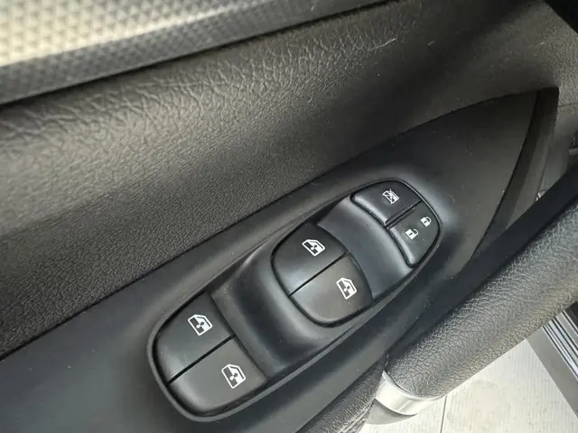 Nissan QASHQAI 1.2 Tekna 2018 Benzine 23