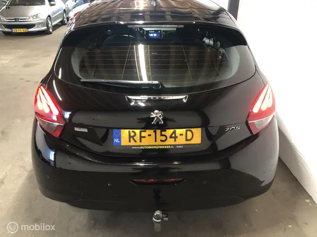 Peugeot 208 1.2 PureTech Active 2016 Benzine 8