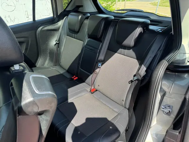 Ford B-MAX 1.0 EcoBoost Titanium 137.000 KM 2013 Benzine 13