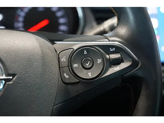 Opel Crossland X 1.2 Turbo Innovation 2018 Benzine 18