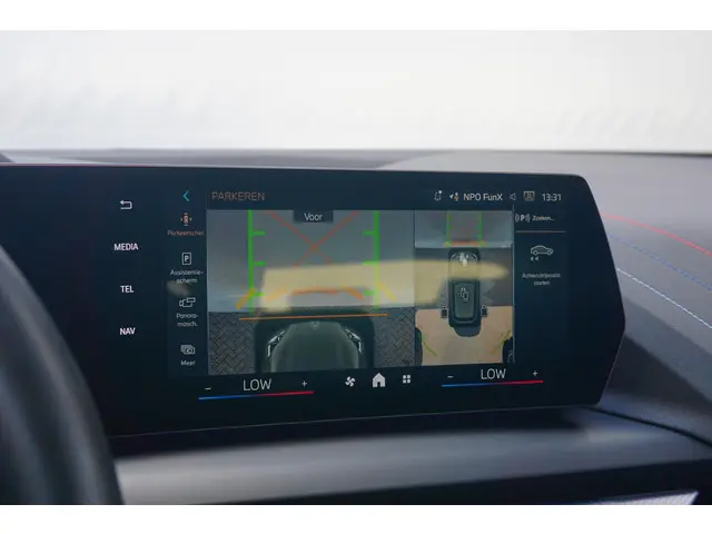 BMW 1 Serie 120 2024 Benzine 22