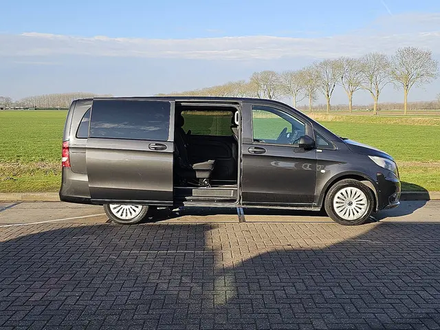Mercedes-Benz Vito 114 CDI TOURER 2021 Diesel 14