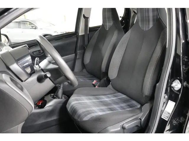 Peugeot 108 1.0 e-VTi Active 2018 Benzine 5