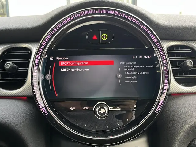 MINI Cooper Cabrio 2.0 John Works Chili 2017 Benzine 97