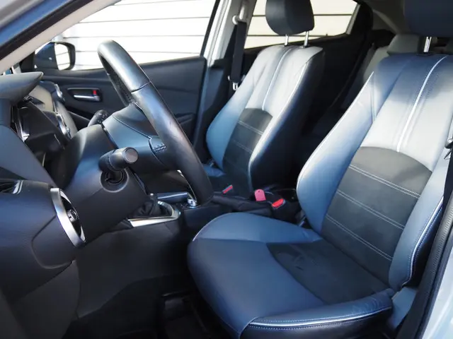 Mazda 2 1.5 Skyactiv-G Signature 2022 Benzine 14