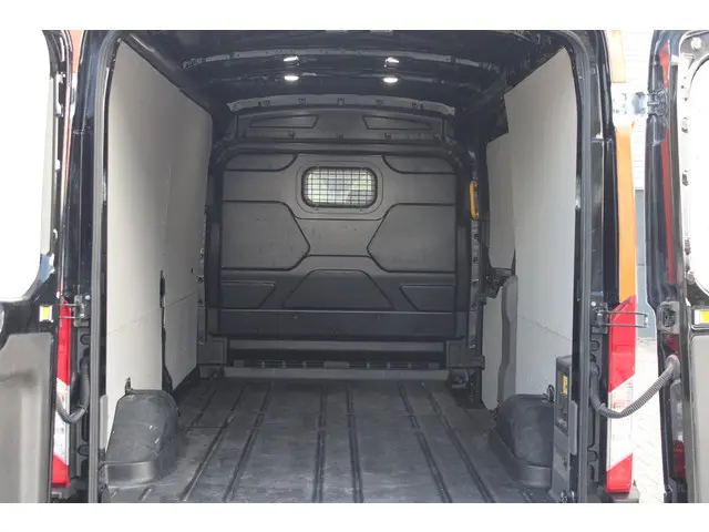 Ford E-Transit 350 L3H2 Trend 68 kWh 2024 Elektrisch 17