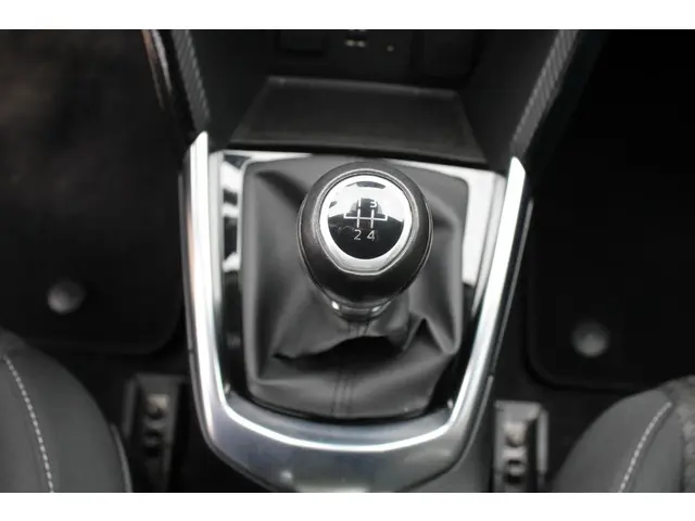 Mazda 2 1.5 Skyactiv-G Dynamic 2017 Benzine 22