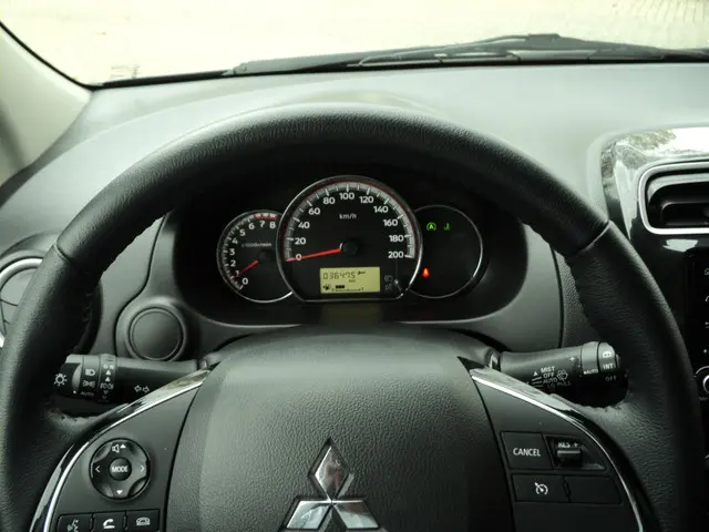 Mitsubishi Space Star 1.2 Intense 2022 Benzine 36