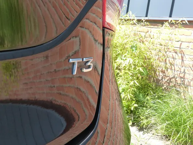 Volvo V40 T3 Dynamic Edition 2019 Benzine 6