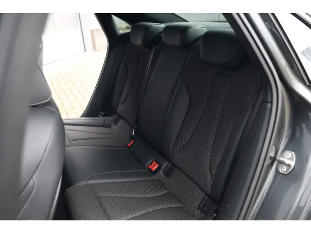 Audi A3 Limousine 30 TFSI 3x S-line 2020 Benzine 22