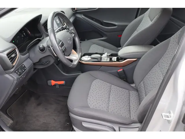 Hyundai IONIQ Comfort EV 2018 Elektrisch 18