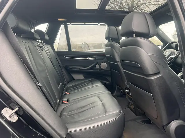 BMW X5 xDrive 50i High Executive 2013 Benzine 9