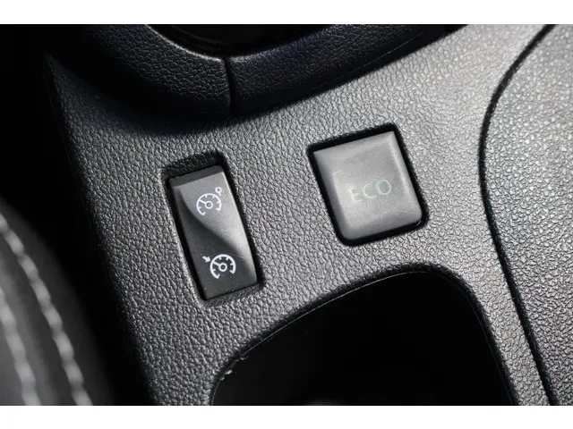 Renault Clio Estate 0.9 TCe Zen 2017 Benzine 23