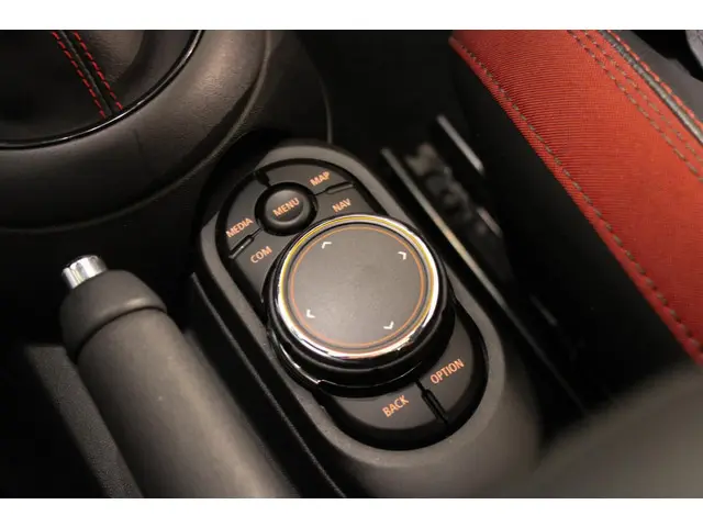 MINI Cooper Mini 2.0 John Works Chili 2020 Benzine 25