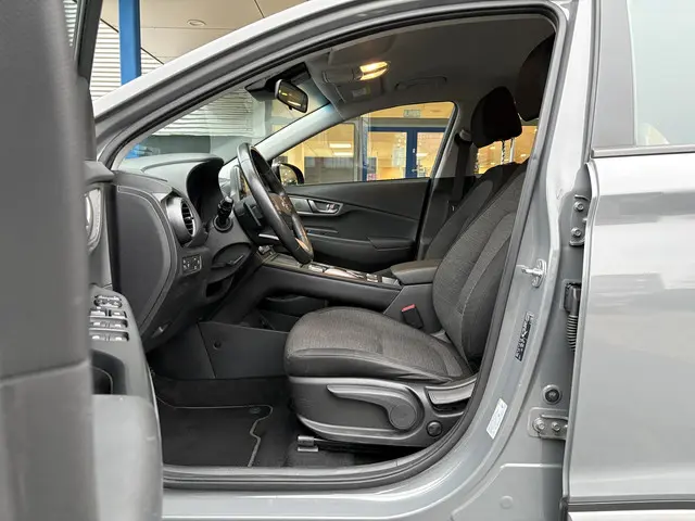 Hyundai Kona EV Comfort 39 kWh 2020 Elektrisch 11