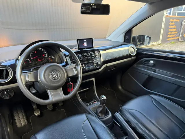 Volkswagen up! 1.0 move up! BlueMotion 2016 Benzine 22