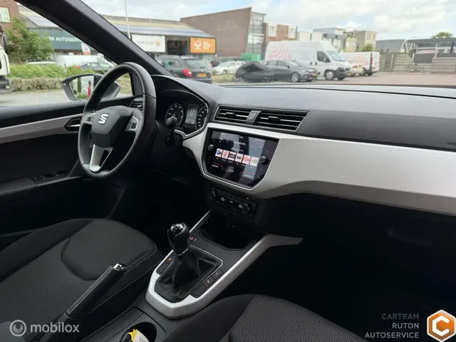 SEAT Arona 1.0 TSI Xcellence Launch Edition 2018 Benzine 12
