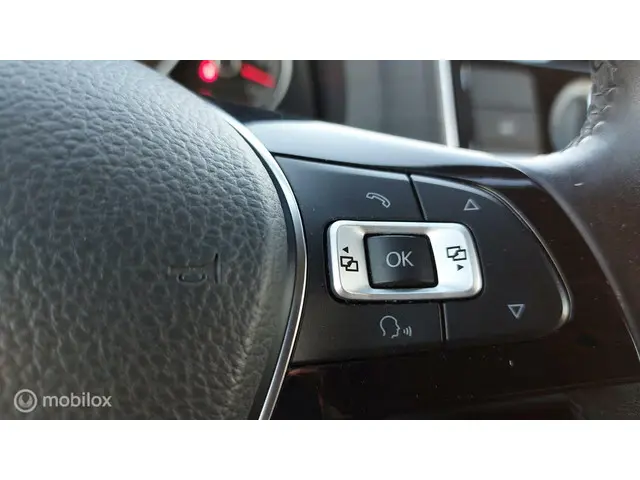 Volkswagen up! 1.0 BMT high up! 2017 Benzine 16
