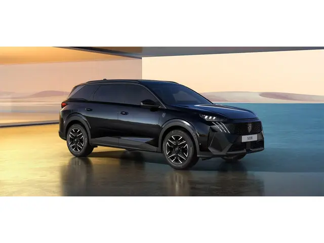 Peugeot 5008 1.2 Hybrid 145 GT 2026 Hybride Benzine 6